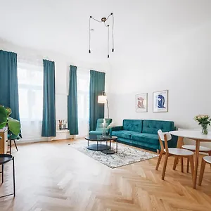 Brand Cozy , Wien Österreich